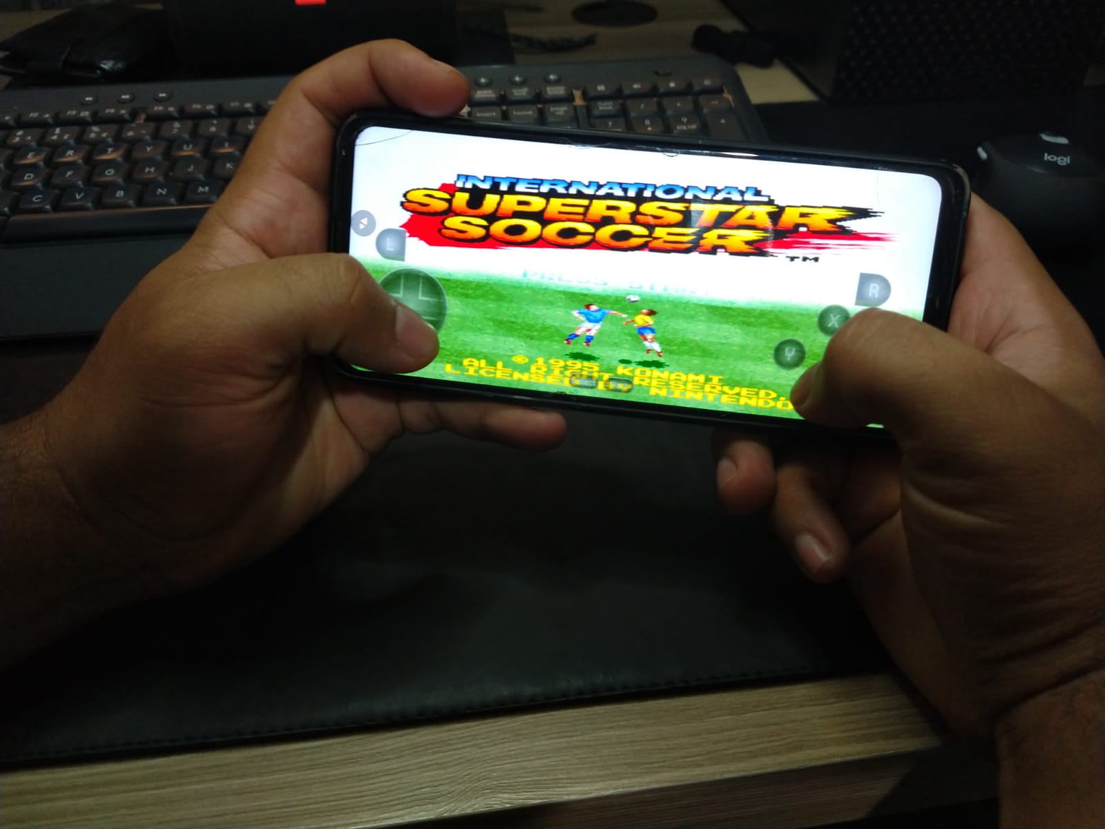 Como JOGAR International Superstar Soccer